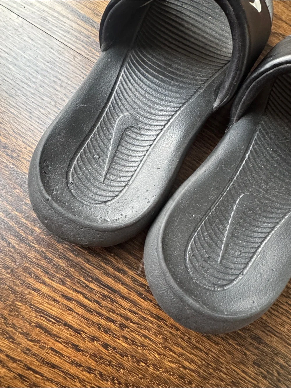 Nike Victori One Black White Logo Slide Sandals Size 6